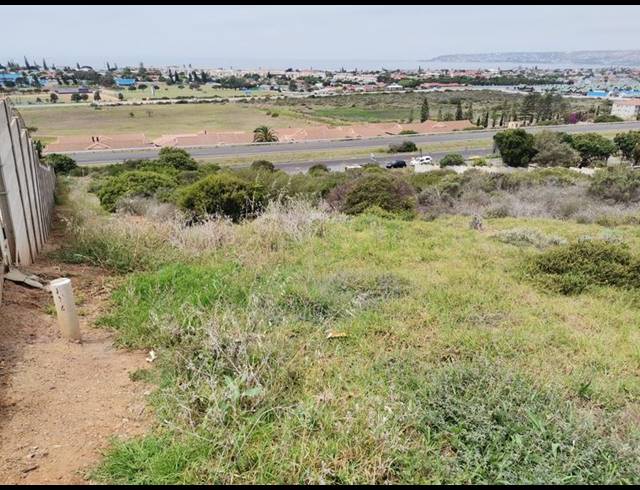 LAND FOR SALE IN HARTENBOS HEUWELS